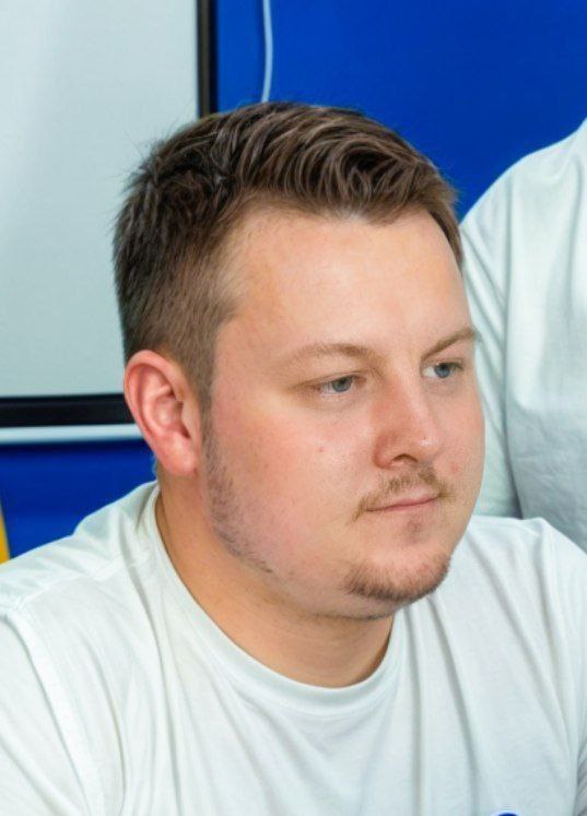 Таргетолог Meta и Google Ads Дмитрий Пешенко